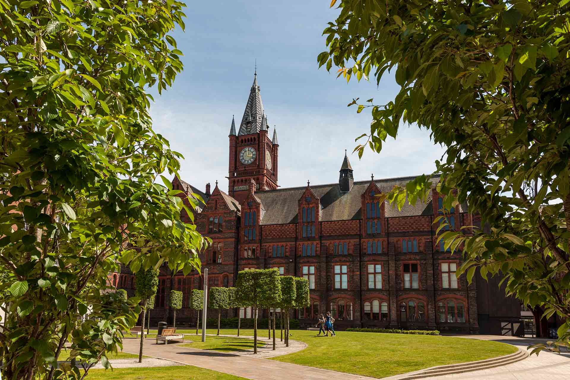 Looking across the Quad on campus, towards the Victoria Gallery and Museum.