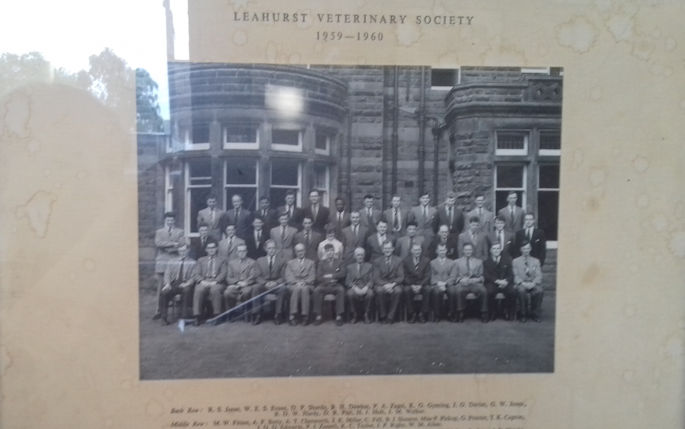 Black and white photo of the Vet Class of 1960