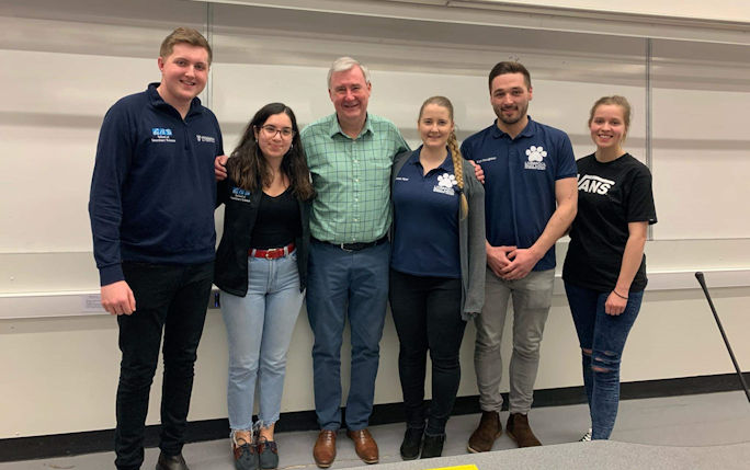 Students with Peter Wright - The Yorkshire Vet