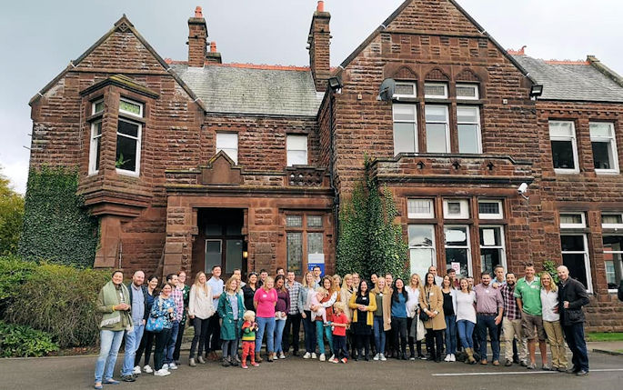 Vet Class of 2009 stood outside Leahurst