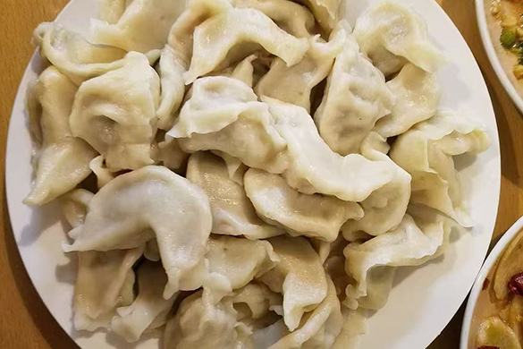 Image of dumplings in a bowl