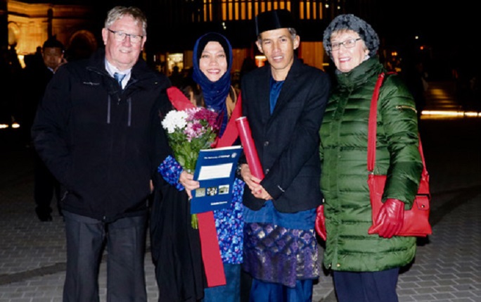 Peter and Collete meeting up in Edinburgh to celebrate Rita’s Doctorate graduation