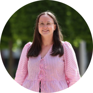 Headshot of Emma Kane taken on the University of Liverpool campus
