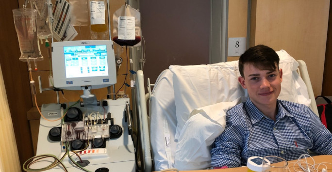 Student Doctor Robert Harris donating stem cells in hospital